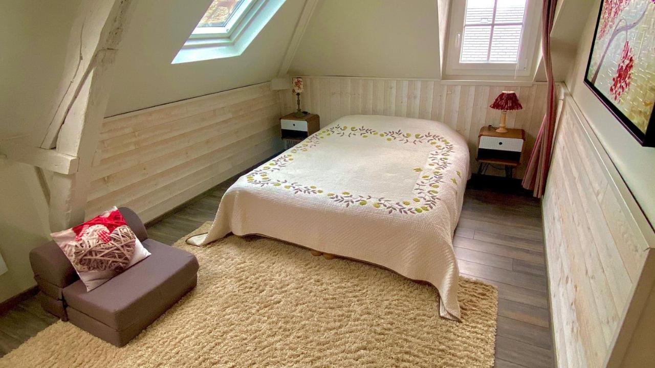 Sous Les Toits D'Honfleur Appartement Buitenkant foto