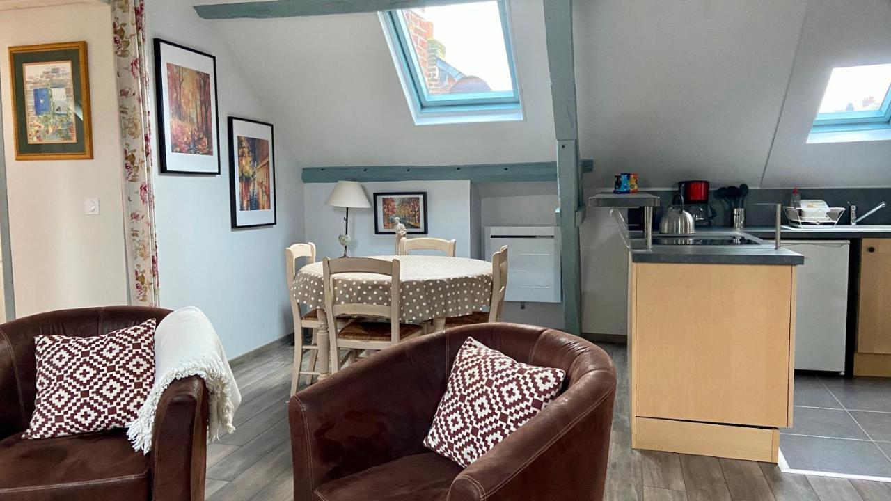 Sous Les Toits D'Honfleur Appartement Buitenkant foto